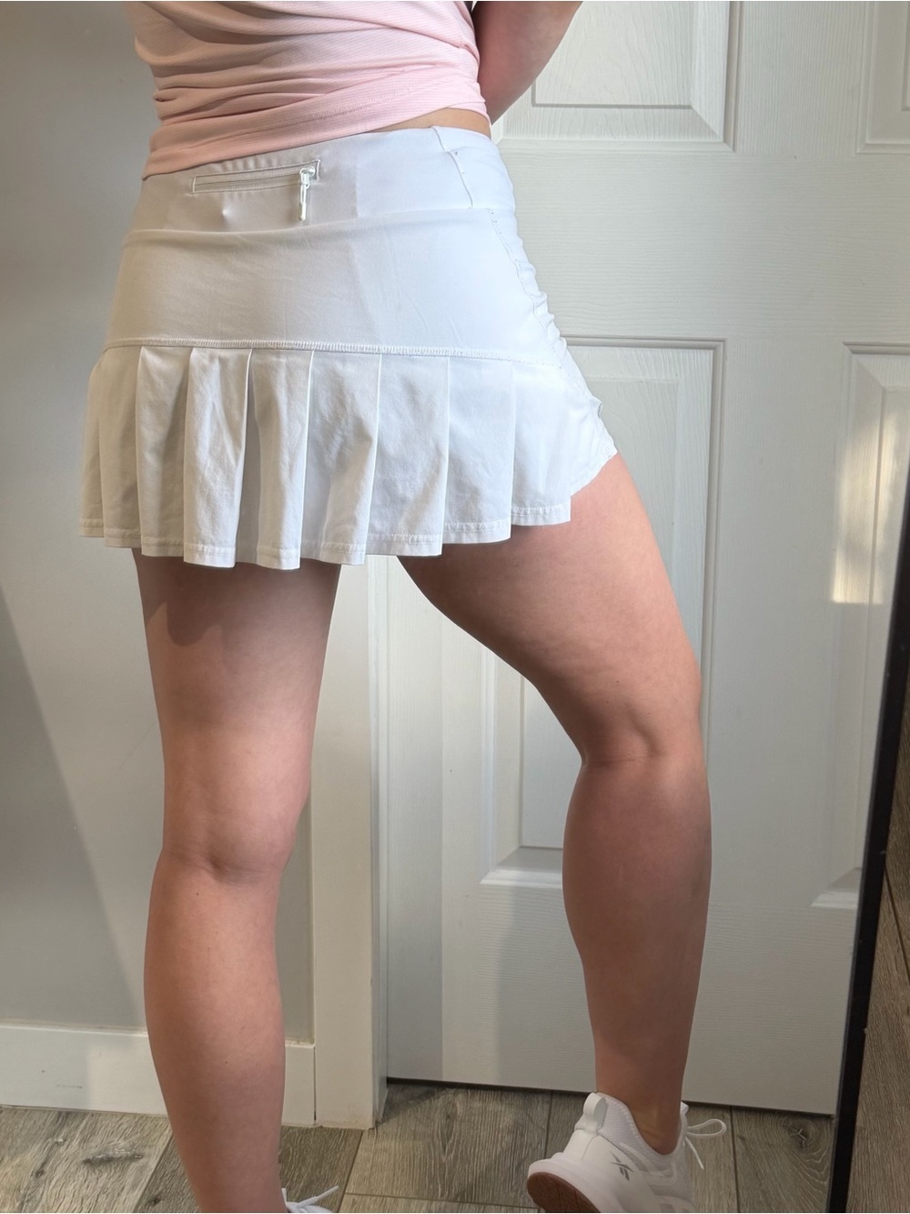 Lululemon Sz 4 White Pleated Tennis Skirt